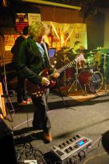 DSC_7965_resize: Foto: Mikrofon si v České při páteční Female Rock Night podávaly zpěvačky
