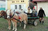 IMG_2145: Foto: Čertovská jízda po roce projela obcí Tupadly, čerti přichystali dětem vánoční kolekce
