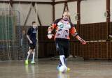IMG_3545: Foto: Fotbalisté si posezónní volno zpestřili turnajem ve futsale v Ronově nad Doubravou