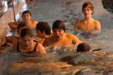 5G6H4152: Z kutnohorského bazénu v sobotu vylovili vánoční kapry