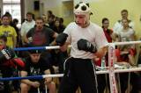5G6H4527: V dospělé kategorii kickboxerského vánočního turnaje si vítězství vybojoval Marek Flekal