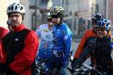 5G6H8564: Foto: Cyklisté si symbolicky připili a jako každý rok vyrazili na Sion