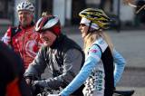 5G6H8606: Foto: Cyklisté si symbolicky připili a jako každý rok vyrazili na Sion