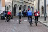 5G6H8701: Foto: Cyklisté si symbolicky připili a jako každý rok vyrazili na Sion