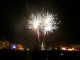 PC140019: Také Čáslaváci na Nový rok slavili na Náměstí Jana Žižky z Trocnova ohňostrojem