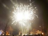 PC140023: Také Čáslaváci na Nový rok slavili na Náměstí Jana Žižky z Trocnova ohňostrojem