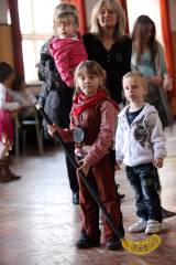 5G6H4381: Foto: Kutnohorskou sokolovnu obsadily děti, užily si tam tradiční karneval