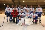 5G6H5614: Foto: Vepřovou hlavu za vítězství v turnaji si tentokrát odvezli hokejisté z Křečhoře!