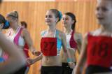5G6H7650: Foto: Děvčata bojovala v tělocvičně Gymnázia Jiřího Ortena ve Velké ceně Kutné Hory