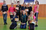 vc123: Děvčata z Fit studia Jitky Brachovcové v domácích závodech vybojovala osmnáct medailí