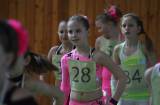 vc166: Foto: Děvčata bojovala v tělocvičně Gymnázia Jiřího Ortena ve Velké ceně Kutné Hory