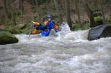 Doubrava48: Martinské kameny poslaly některé posádky do chladné vody řeky Doubravy