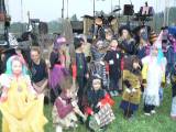 P1270913: Foto: Ve Zbraslavicích na čarodějnicích zazpívali Maxim Turbulenc