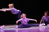 5G6H8760: Foto: V čáslavském Dusíkově divadle tančili žáci Základní umělecké školy