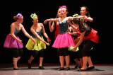 5G6H9779: Foto: V čáslavském Dusíkově divadle tančili žáci Základní umělecké školy