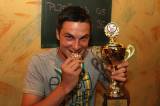 5G6H1757: Cenu si převzal i nejproduktivnější hráč soutěže Milan Antoš z mistrovského Fitness centrum