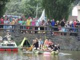 DSCN3643: Foto: První čáslavská neckyáda přilákala na Podměstský rybník plavidla i diváky