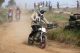 5G6H2326: Foto: Poklidnou Okřesaneč v sobotu rozřízl typický zvuk motocyklu Jawa 50