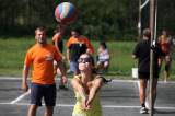5G6H1717: Foto: Volejbalový turnaj u zbožňovského rybníku vyhrál smíšený tým z Řečan