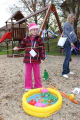 IMG_9493: Foto: Děti ve Vodrantech si mají kde hrát, v pondělí jim otevřeli nové hřiště