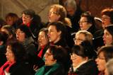 5G6H2761: Foto: Učitelský smíšený pěvecký sbor Tyl zazpíval v kostele sv. Vavřince