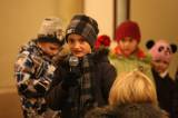 5G6H4151: Foto: Děti z MŠ a ZŠ v Červených Janovicích zazpívaly v kostele sv. Martina
