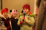 5G6H4166: Foto: Děti z MŠ a ZŠ v Červených Janovicích zazpívaly v kostele sv. Martina