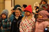 5G6H4269: Foto: Děti z MŠ a ZŠ v Červených Janovicích zazpívaly v kostele sv. Martina