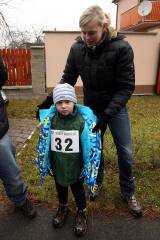 5G6H9002: Foto: V devětadvacátém Silvestrovském běhu ve Svatém Mikuláši zvítězil Dominik Kubec