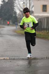 5G6H9248: Foto: V devětadvacátém Silvestrovském běhu ve Svatém Mikuláši zvítězil Dominik Kubec