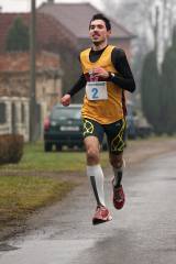 5G6H9277: Foto: V devětadvacátém Silvestrovském běhu ve Svatém Mikuláši zvítězil Dominik Kubec