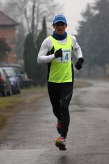 5G6H9289: Foto: V devětadvacátém Silvestrovském běhu ve Svatém Mikuláši zvítězil Dominik Kubec