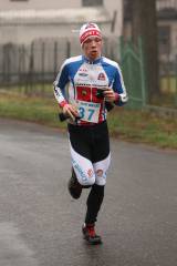 5G6H9315: Foto: V devětadvacátém Silvestrovském běhu ve Svatém Mikuláši zvítězil Dominik Kubec