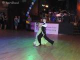DSCN5722: Foto: Desátý Dobročinný ples Diakonie Čáslav ozdobila rekordní účast