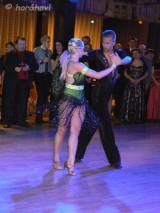 P1300736: Foto: Desátý Dobročinný ples Diakonie Čáslav ozdobila rekordní účast