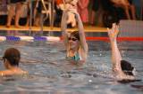 5G6H6468: Foto: Bazén v sobotu patřil plaveckému závodu „Kutnohorská vlnka“