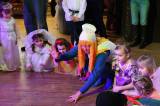 IMG_3158: Foto, video: Na karnevale si děti mohly v neděli zatančit i v čáslavském Grandu