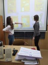 gym102: práce s interaktivní tabulí - Čáslavské gymnázium upozorňuje na blížící se termín podání přihlášek