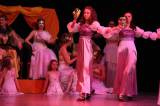 5G6H0923: Foto: Žáci twirlingového týmu Avanti v pátek dvakrát tančili „Zakázanou lásku“