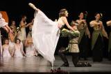 5G6H0938: Foto: Žáci twirlingového týmu Avanti v pátek dvakrát tančili „Zakázanou lásku“