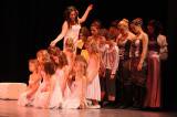 5G6H1053: Foto: Žáci twirlingového týmu Avanti v pátek dvakrát tančili „Zakázanou lásku“
