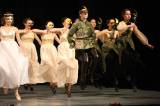 5G6H1143: Foto: Žáci twirlingového týmu Avanti v pátek dvakrát tančili „Zakázanou lásku“