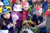 5G6H8220: Foto, video: Na zahradě Mateřské školky Pohádka ve čtvrtek přivítali jaro