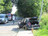 kank102: Devatenáctiletý řidič nezvládnul auto s šesti mladíky a na Kaňku naboural