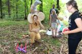IMG_2101: Foto: Pohádkové postavy čekaly na děti v hlubokých lesích u Adamova
