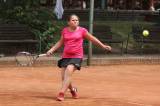 5G6H5481: Foto: V tenisovém turnaji starších žáků zvítězili Filip Kratochvíl a Lucie Králová