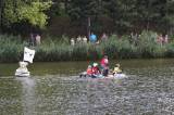 _MG_6846: Foto, video: Hladinu Podmětského rybníku čeřila po domácku vyrobená plavidla