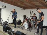 DSCN6016: Foto: Skladby kapely AC/DC v Chedrbí v sobotu hrál revival New Bells