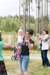 IMG_7443: Foto: Do pohádkového lesa v okolí Paběnic se vydaly desítky dětí