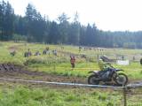 P1130499: Foto, video: O evropský titul motokrosaři bojovali i s překážkami plných bláta